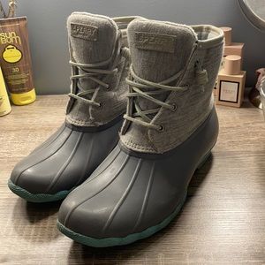 Women’s Sperry boots